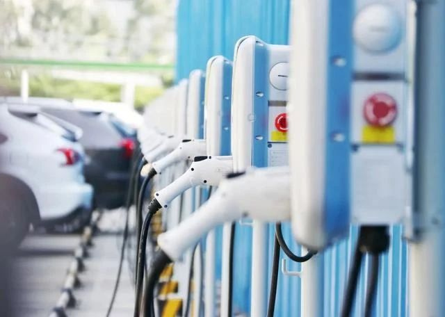 <b>布局充電樁散熱風扇多年，三巨電機助力新能源汽車充電樁建設</b>